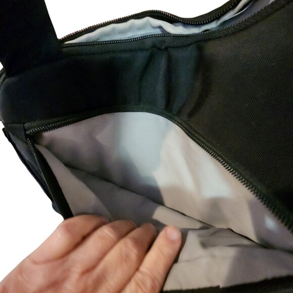 Travelon Anti-Theft Crossbody Bag For Women With RFID Blocking & Locking Compart - Picture 12 of 15